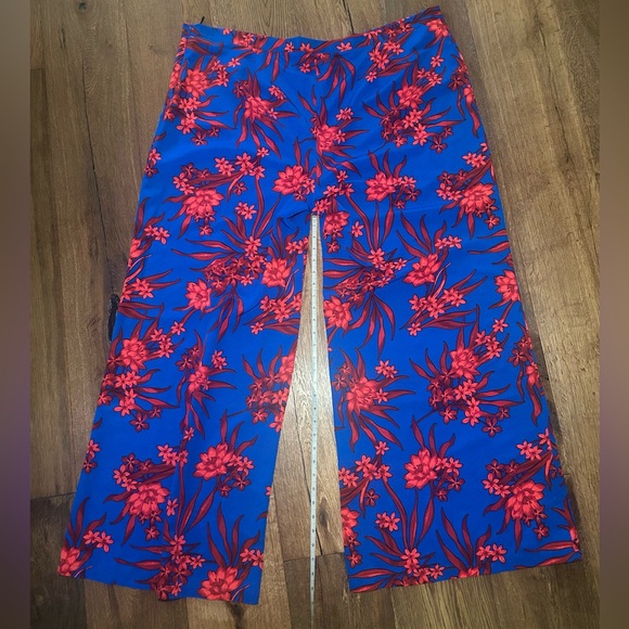 John Zack Blue and Red Floral Wide Leg Pants - Picture 3 of 3